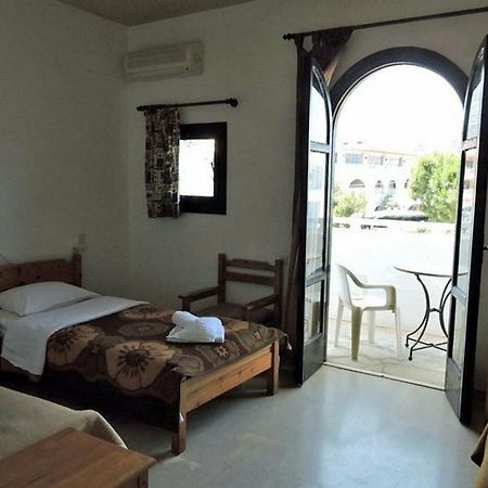 מאליה Alkyonides Beach Hotel מראה חיצוני תמונה